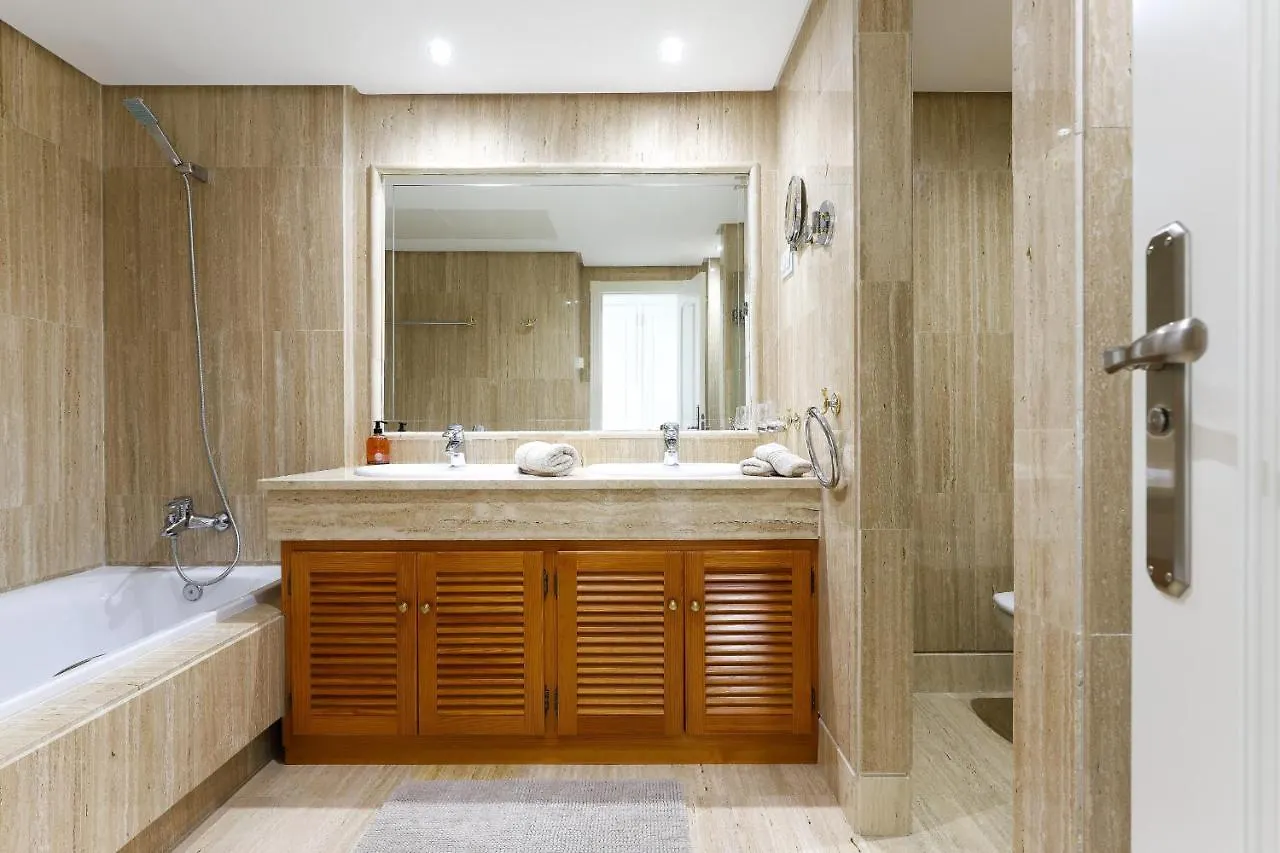 Beachfront Luxury - Los Monteros Palm Beach Марбелья