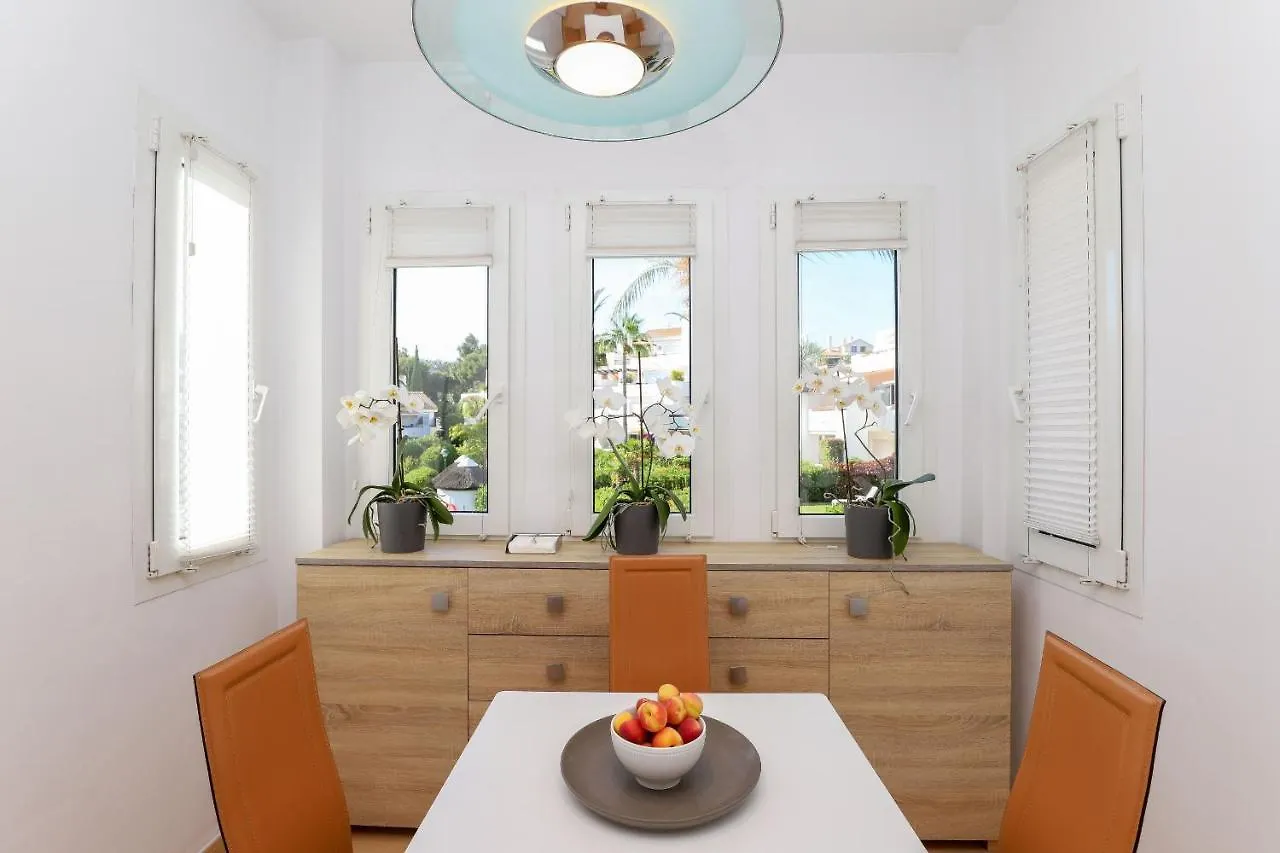 Beachfront Luxury - Los Monteros Palm Beach Марбелья Апартаменты